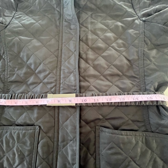 Burberry Black Quilted Belted Jacket w/ Detachable Hood - Fitted Silhouette Sz S - Picture 12 of 16